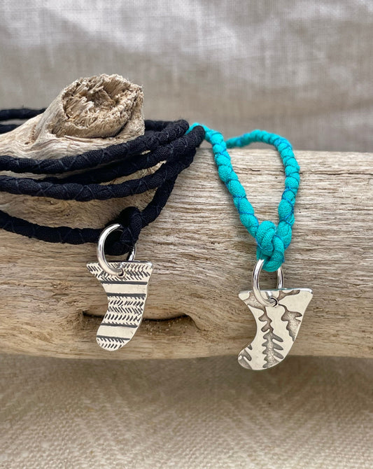 Surfboard fin charm